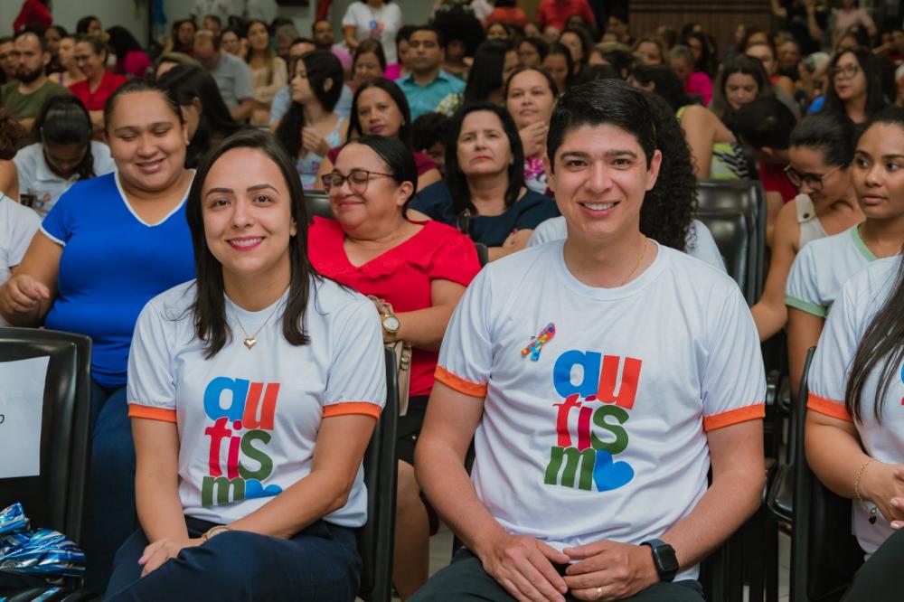 Prefeito Celso Morais participa de 2º Fórum sobre autismo, em Paraíso do Tocantins
