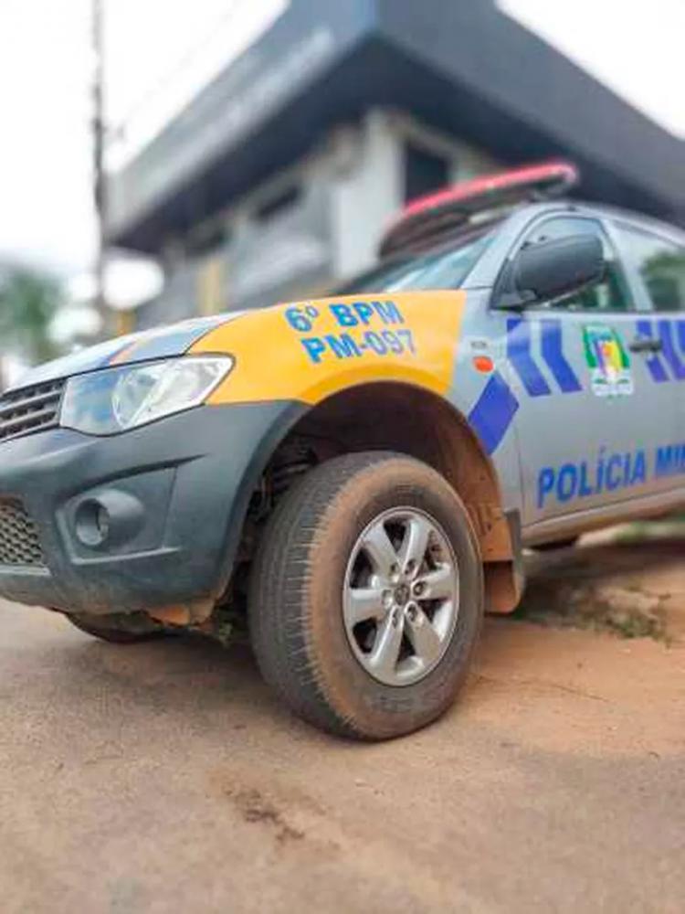 Homem é assassinado ao lado do pai em Palmas