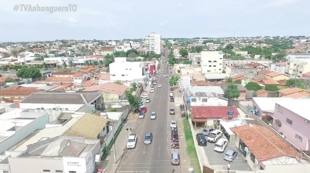 Homem leva tiro no rosto após desentendimento dentro de casa e é levado para o hospital em estado grave