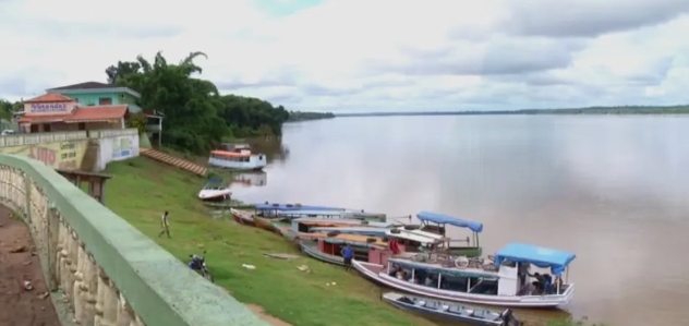 Homem leva choque elétrico e morre ao tentar retirar bomba d’água de rio