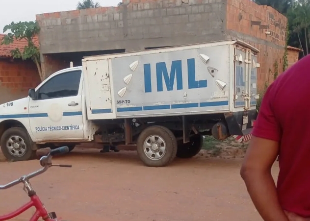 Homem é morto a tiros e idoso de 70 anos é preso suspeito do crime